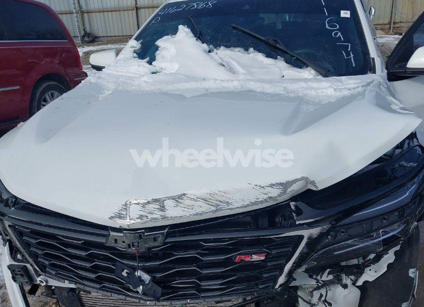 Photo 10 of 2022 Chevrolet Equinox FWD RS (VIN 2GNAXMEV5N6116974)