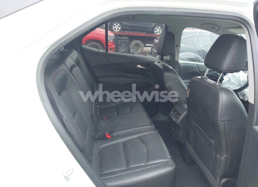 Photo 8 of 2018 Chevrolet Equinox PREMIER (VIN 2GNAXMEV6J6129971)