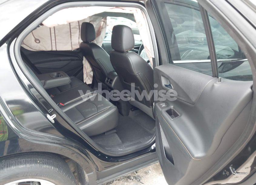 Photo 8 of 2018 Chevrolet Equinox PREMIER (VIN 2GNAXMEV6J6141232)