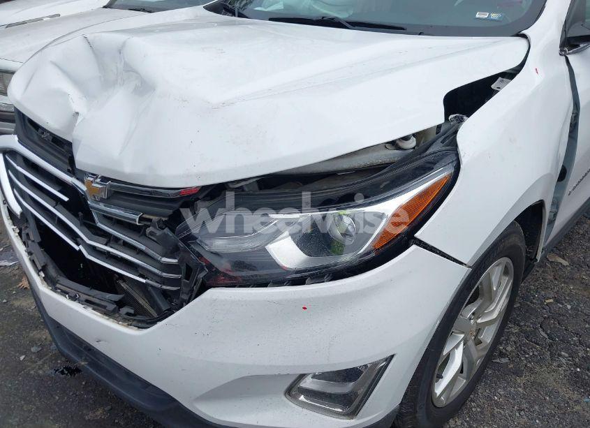 Photo 12 of 2018 Chevrolet Equinox PREMIER (VIN 2GNAXMEV7J6223342)