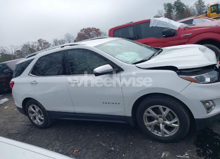 Photo 14 of 2018 Chevrolet Equinox PREMIER (VIN 2GNAXMEV7J6223342)