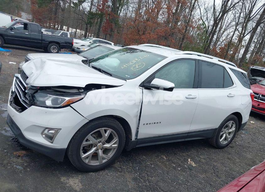 Photo 15 of 2018 Chevrolet Equinox PREMIER (VIN 2GNAXMEV7J6223342)