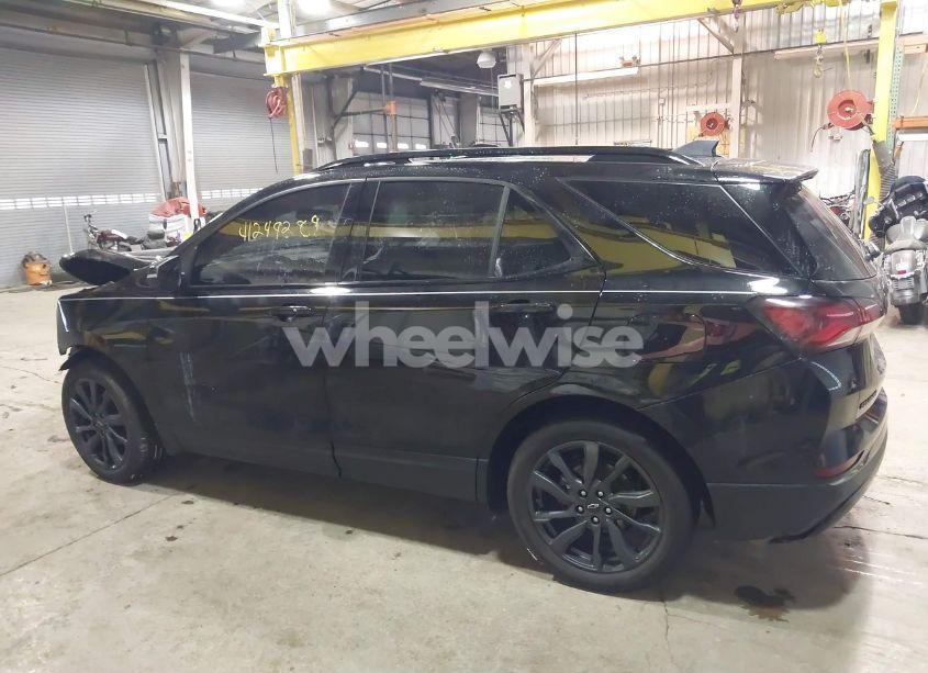 Photo 14 of 2022 Chevrolet Equinox FWD RS (VIN 2GNAXMEV7N6145991)