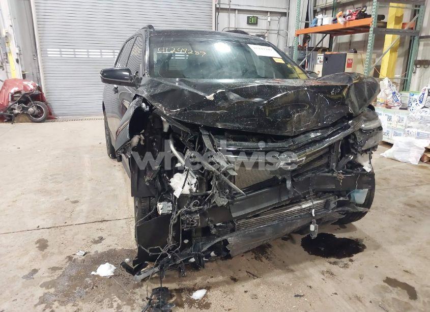Photo 6 of 2022 Chevrolet Equinox FWD RS (VIN 2GNAXMEV7N6145991)