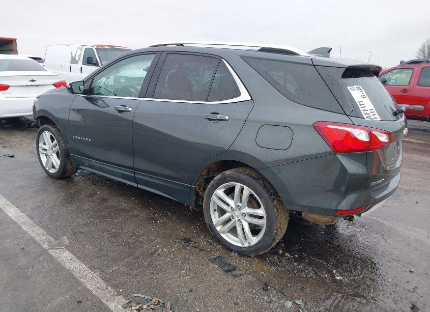 Photo 3 of 2018 Chevrolet Equinox PREMIER (VIN 2GNAXMEV8J6267382)