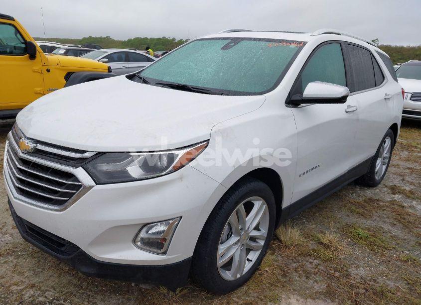 Photo 2 of 2018 Chevrolet Equinox PREMIER (VIN 2GNAXMEVXJ6145414)