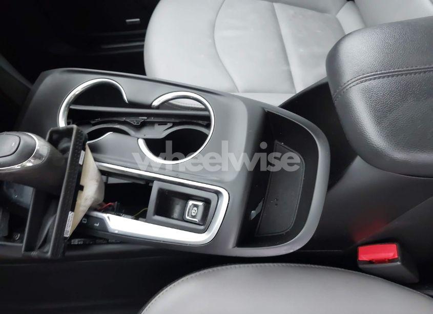 Photo 6 of 2018 Chevrolet Equinox PREMIER (VIN 2GNAXMEVXJ6145414)