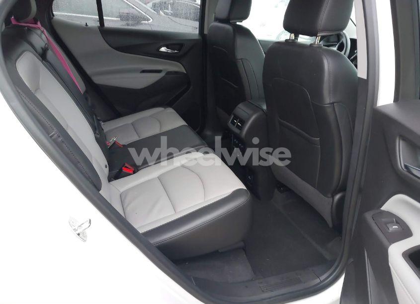 Photo 8 of 2018 Chevrolet Equinox PREMIER (VIN 2GNAXMEVXJ6145414)