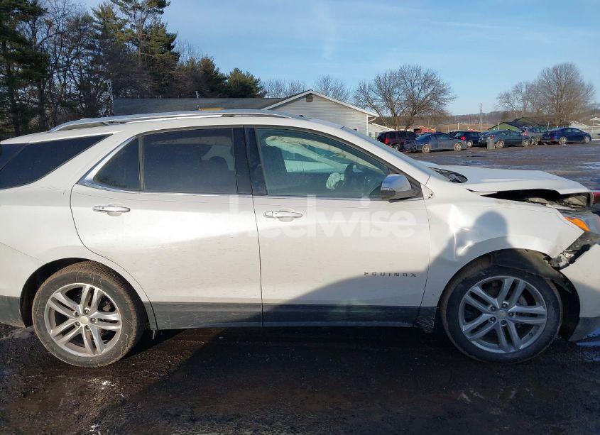 Photo 13 of 2018 Chevrolet Equinox PREMIER (VIN 2GNAXMEVXJ6167820)