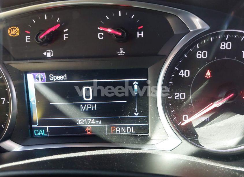 Photo 15 of 2018 Chevrolet Equinox PREMIER (VIN 2GNAXMEVXJ6184360)