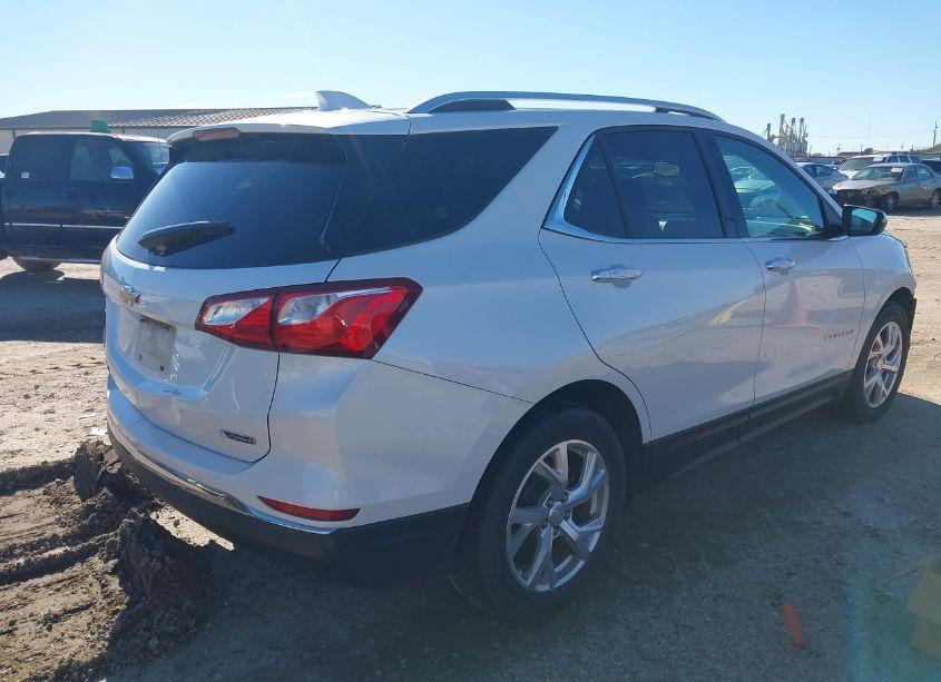 Photo 4 of 2018 Chevrolet Equinox PREMIER (VIN 2GNAXMEVXJ6291313)