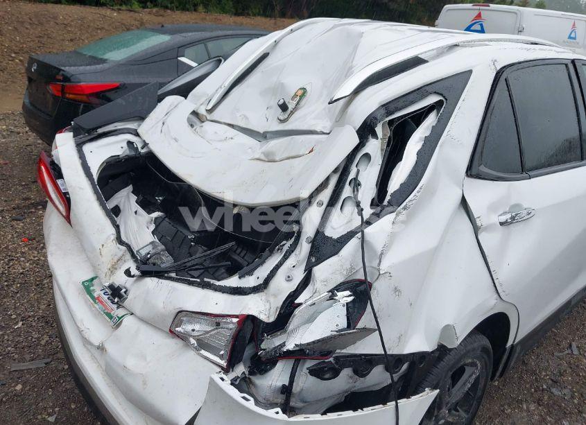 Photo 6 of 2021 Chevrolet Equinox FWD PREMIER (VIN 2GNAXNEV0M6128650)