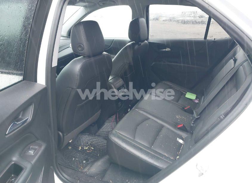 Photo 8 of 2021 Chevrolet Equinox FWD PREMIER (VIN 2GNAXNEV0M6128650)