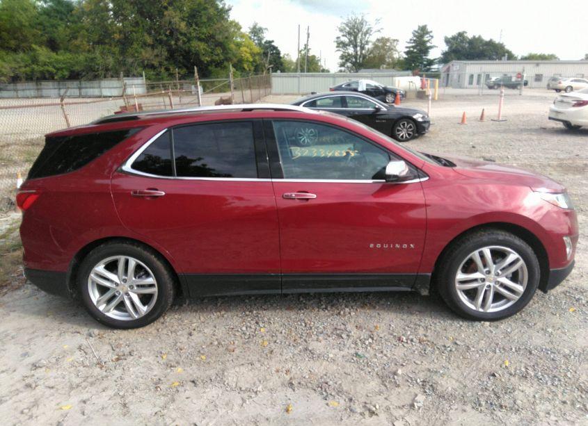 Photo 14 of 2021 Chevrolet Equinox FWD PREMIER (VIN 2GNAXNEV0M6152494)