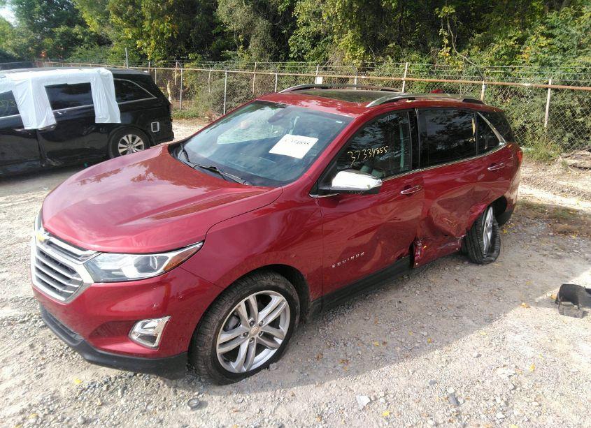 Photo 2 of 2021 Chevrolet Equinox FWD PREMIER (VIN 2GNAXNEV0M6152494)