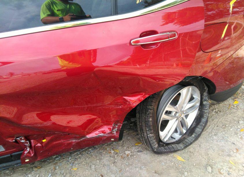 Photo 6 of 2021 Chevrolet Equinox FWD PREMIER (VIN 2GNAXNEV0M6152494)