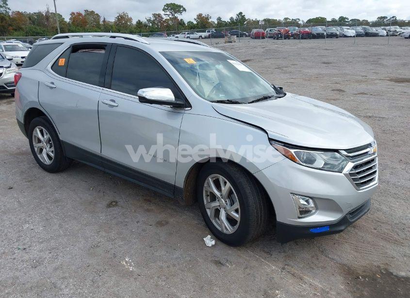 2020 Chevrolet Equinox FWD PREMIER 1.5L TURBO (VIN 2GNAXNEV1L6196213) main photo