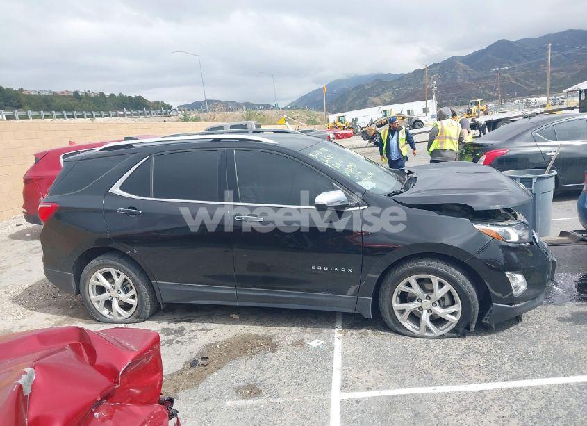 Photo 13 of 2020 Chevrolet Equinox FWD PREMIER 1.5L TURBO (VIN 2GNAXNEV1L6204620)