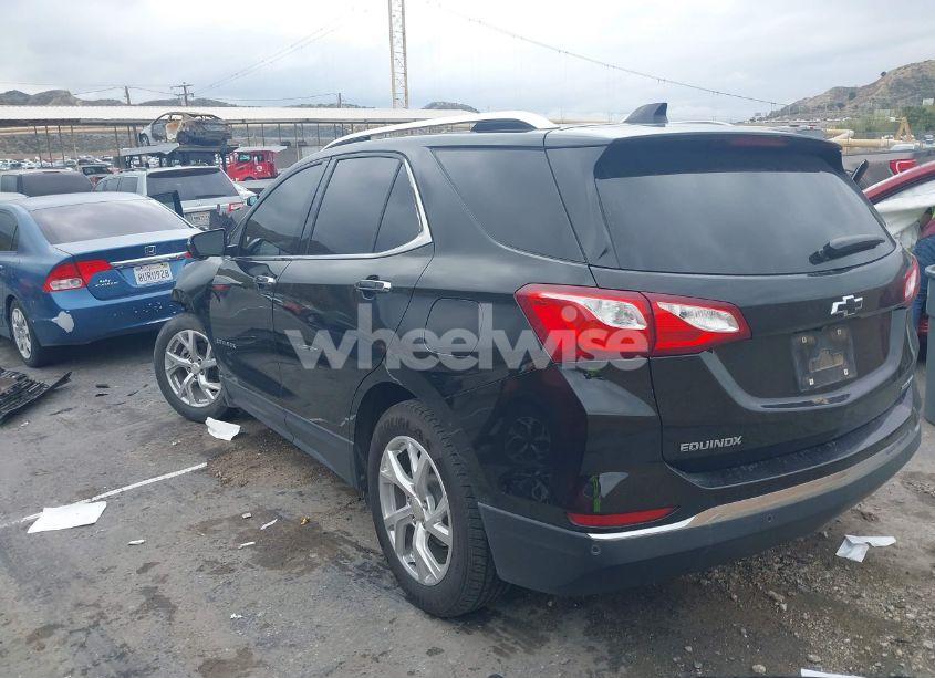 Photo 3 of 2020 Chevrolet Equinox FWD PREMIER 1.5L TURBO (VIN 2GNAXNEV1L6204620)