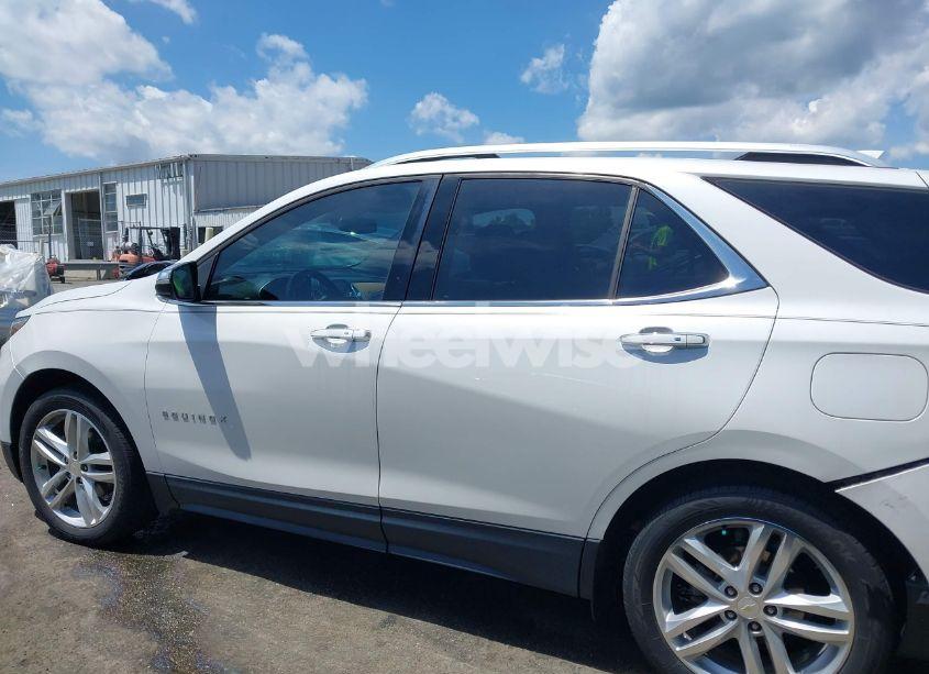 Photo 14 of 2019 Chevrolet Equinox PREMIER (VIN 2GNAXNEV2K6116643)