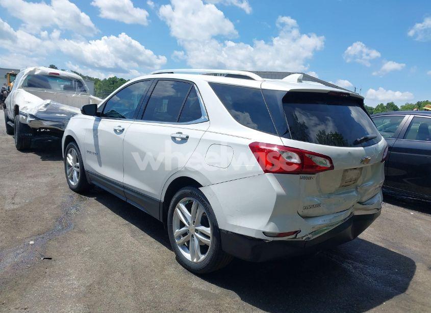 Photo 3 of 2019 Chevrolet Equinox PREMIER (VIN 2GNAXNEV2K6116643)