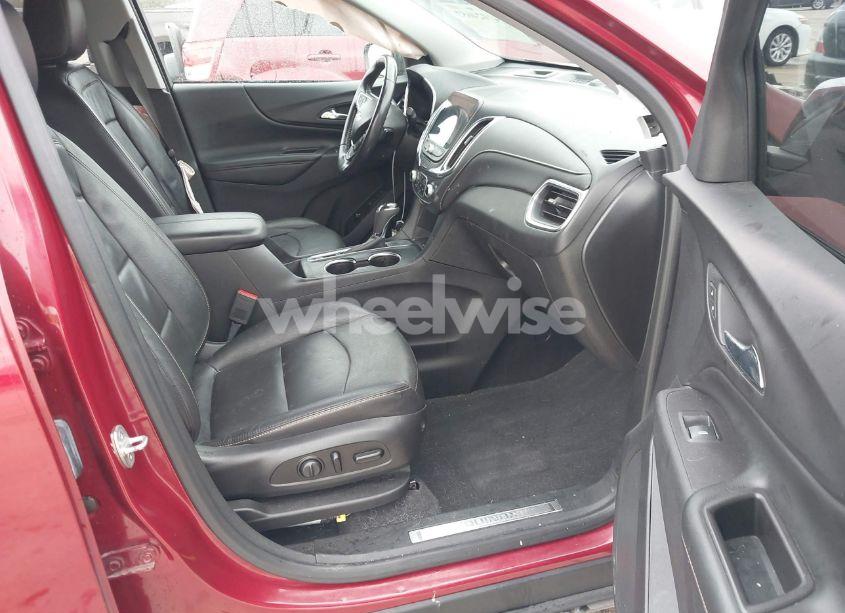 Photo 5 of 2020 Chevrolet Equinox FWD PREMIER 1.5L TURBO (VIN 2GNAXNEV3L6136904)