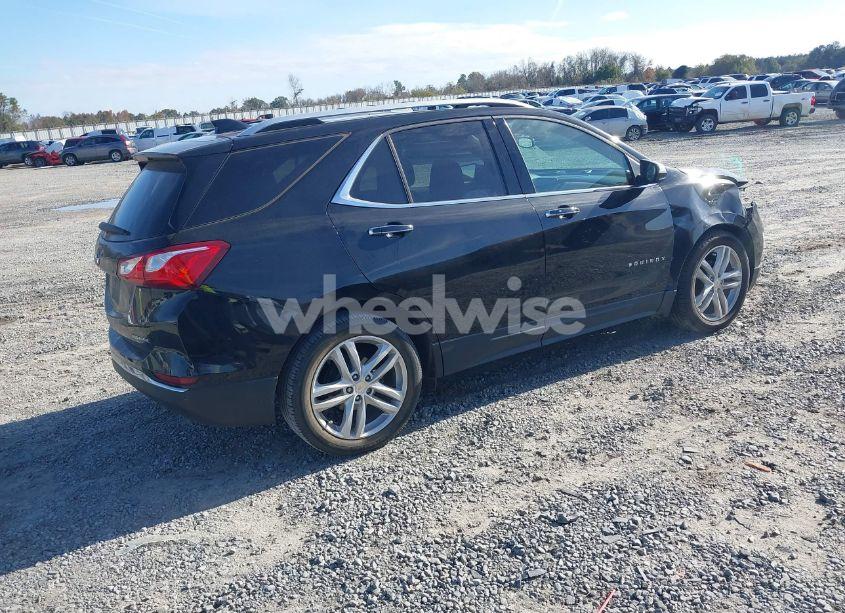 Photo 4 of 2021 Chevrolet Equinox FWD PREMIER (VIN 2GNAXNEV3M6123510)