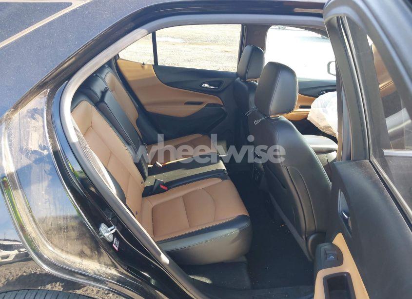 Photo 8 of 2021 Chevrolet Equinox FWD PREMIER (VIN 2GNAXNEV3M6123510)