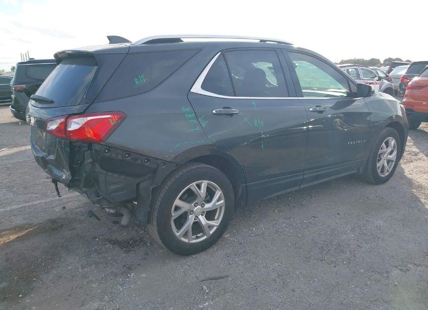 Photo 4 of 2020 Chevrolet Equinox FWD PREMIER 1.5L TURBO (VIN 2GNAXNEV4L6168650)