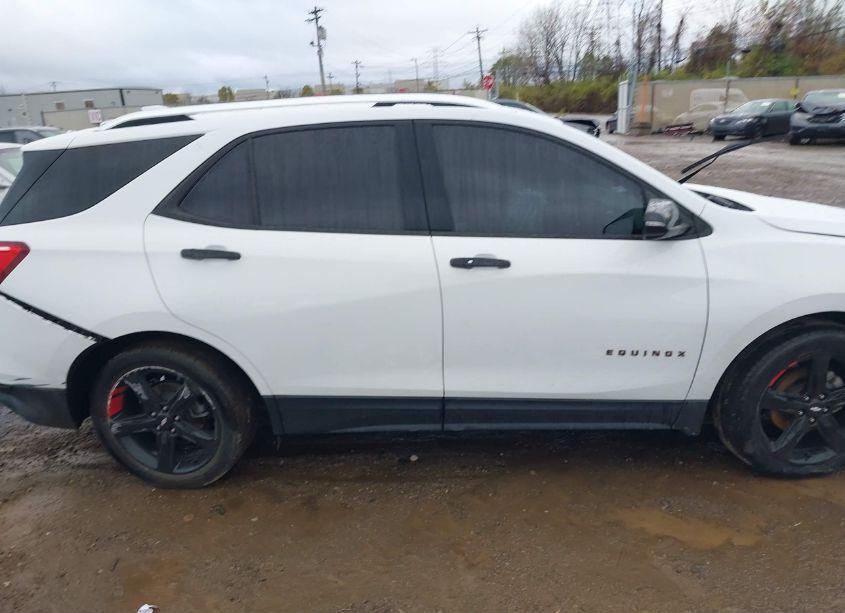 Photo 13 of 2021 Chevrolet Equinox FWD PREMIER (VIN 2GNAXNEV4M6141790)