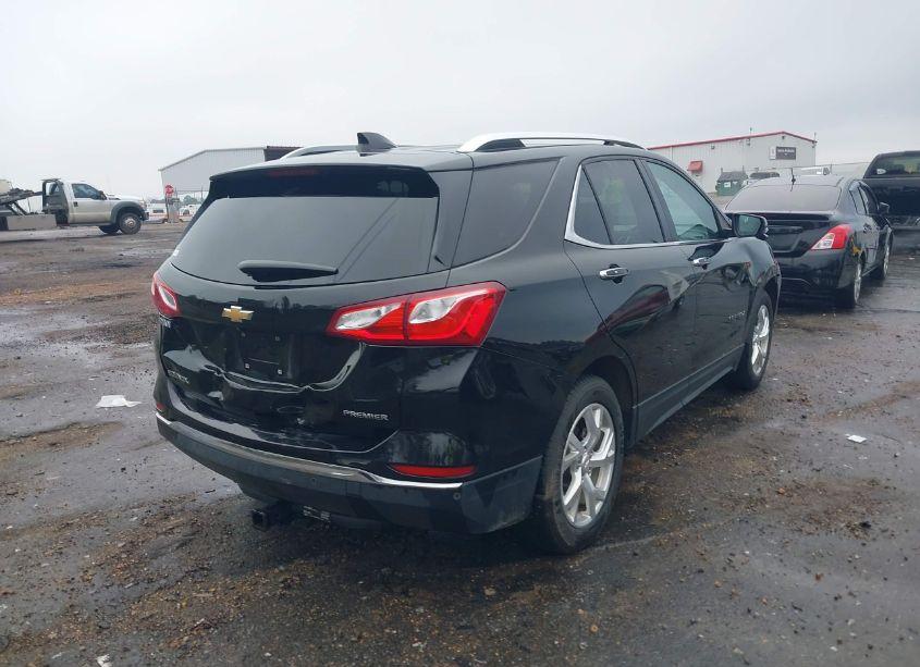 Photo 4 of 2019 Chevrolet Equinox PREMIER (VIN 2GNAXNEV6K6102583)