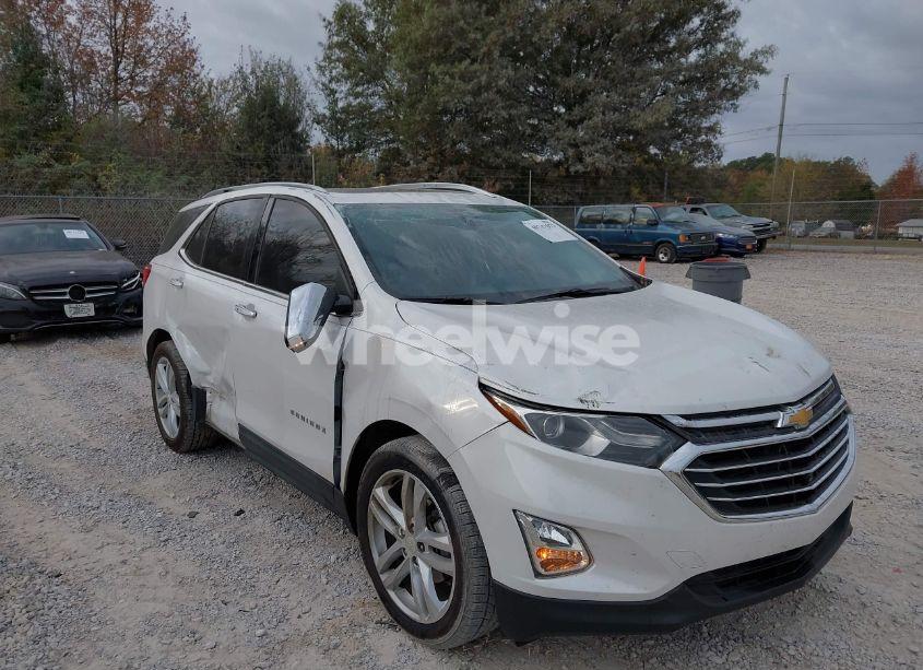 Photo 6 of 2019 Chevrolet Equinox PREMIER (VIN 2GNAXNEV6K6105287)