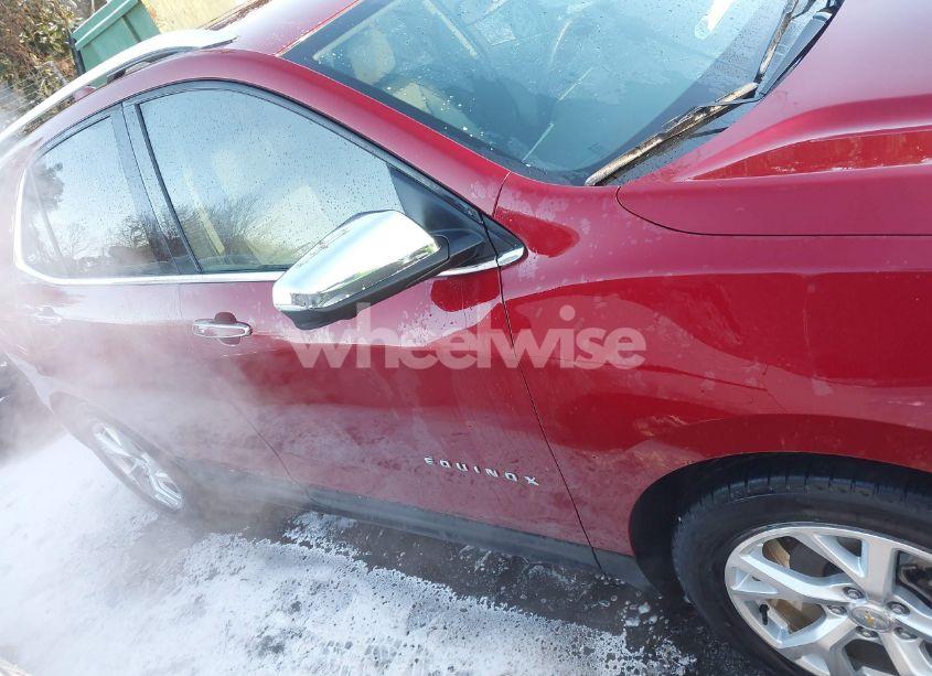 Photo 13 of 2019 Chevrolet Equinox PREMIER (VIN 2GNAXNEV6K6140623)