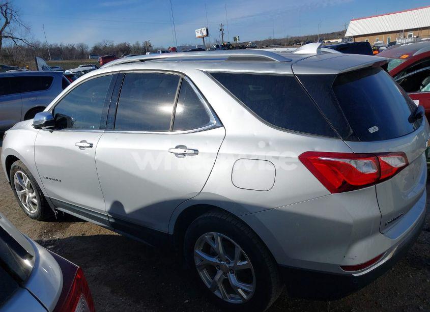 Photo 14 of 2019 Chevrolet Equinox PREMIER (VIN 2GNAXNEV7K6195792)