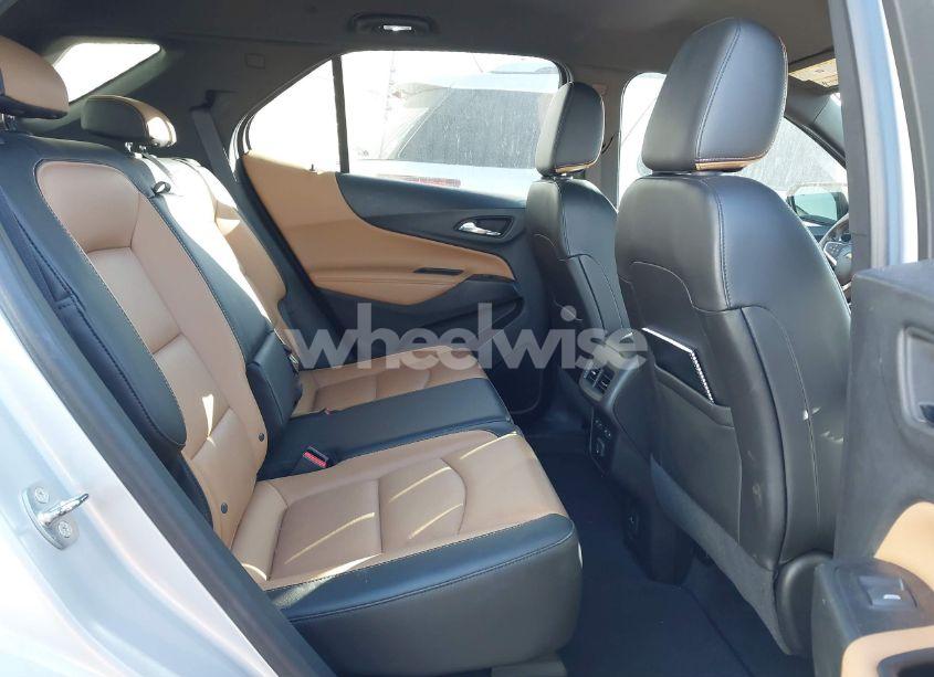 Photo 8 of 2019 Chevrolet Equinox PREMIER (VIN 2GNAXNEV7K6195792)