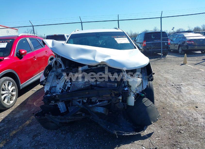 Photo 12 of 2020 Chevrolet Equinox FWD PREMIER 1.5L TURBO (VIN 2GNAXNEV7L6175592)