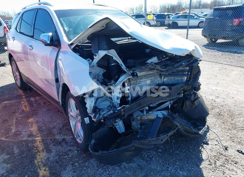 Photo 6 of 2020 Chevrolet Equinox FWD PREMIER 1.5L TURBO (VIN 2GNAXNEV7L6175592)