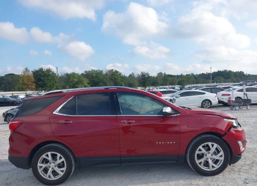 Photo 13 of 2020 Chevrolet Equinox FWD PREMIER 1.5L TURBO (VIN 2GNAXNEV7L6251795)