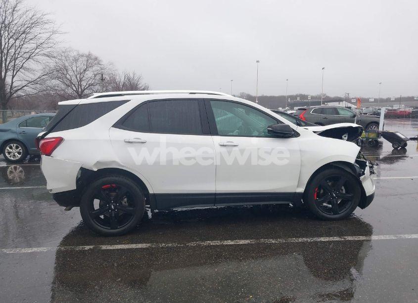 Photo 13 of 2021 Chevrolet Equinox FWD PREMIER (VIN 2GNAXNEV7M6112087)
