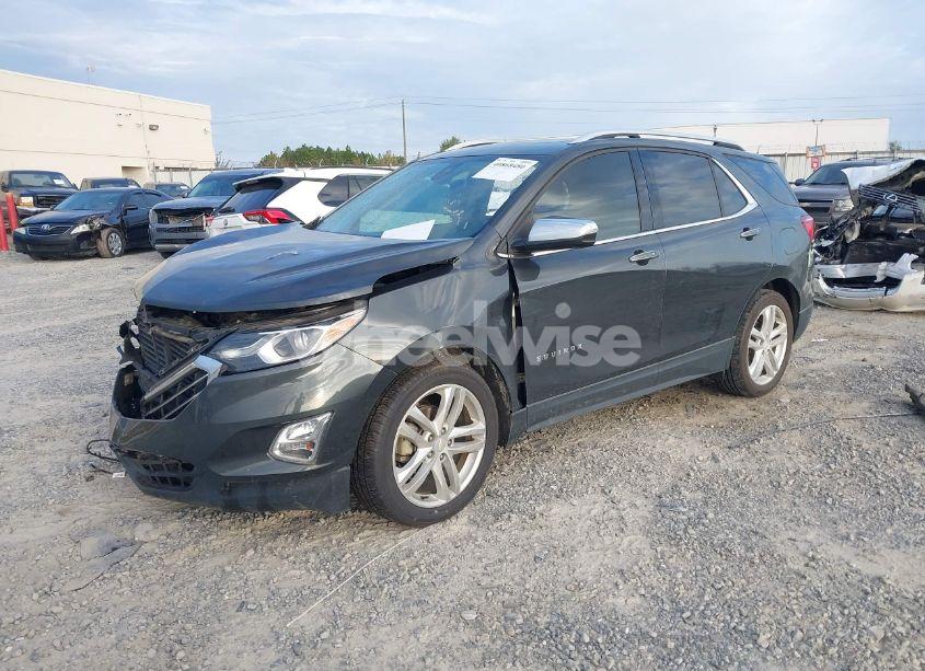 Photo 2 of 2019 Chevrolet Equinox PREMIER (VIN 2GNAXNEV9K6178251)