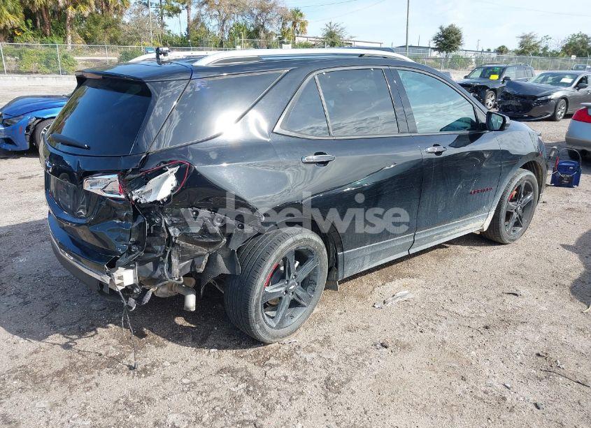 Photo 4 of 2021 Chevrolet Equinox FWD PREMIER (VIN 2GNAXNEV9M6124760)