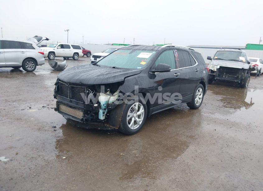 Photo 2 of 2019 Chevrolet Equinox PREMIER (VIN 2GNAXNEVXK6115823)