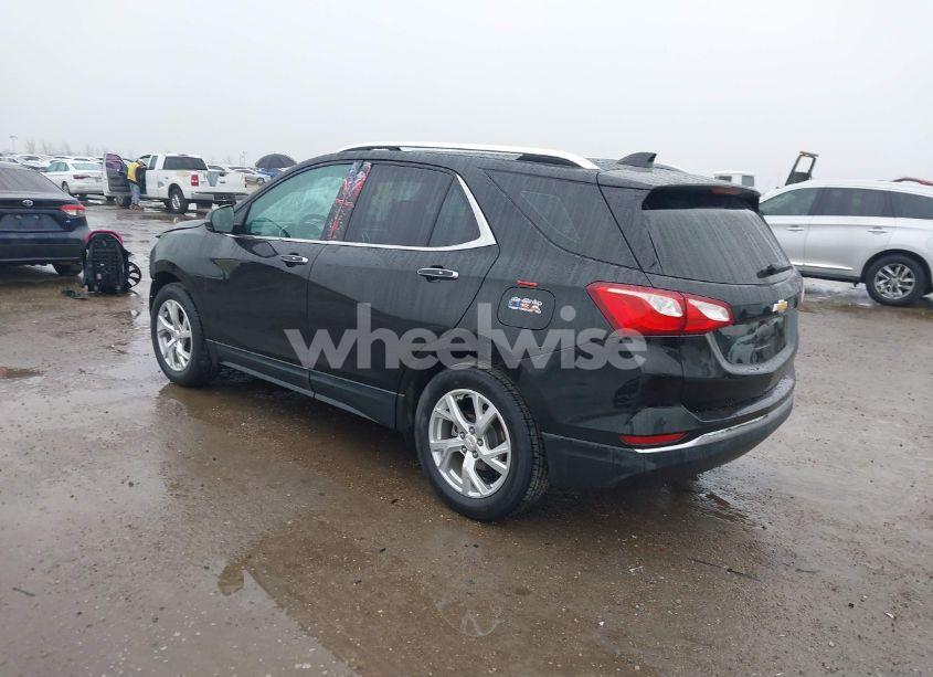 Photo 3 of 2019 Chevrolet Equinox PREMIER (VIN 2GNAXNEVXK6115823)