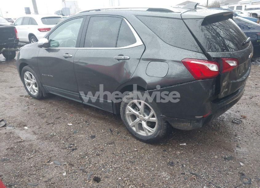 Photo 3 of 2019 Chevrolet Equinox PREMIER (VIN 2GNAXNEVXK6271800)