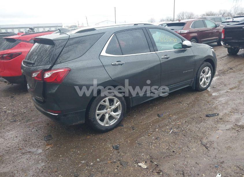 Photo 4 of 2019 Chevrolet Equinox PREMIER (VIN 2GNAXNEVXK6271800)