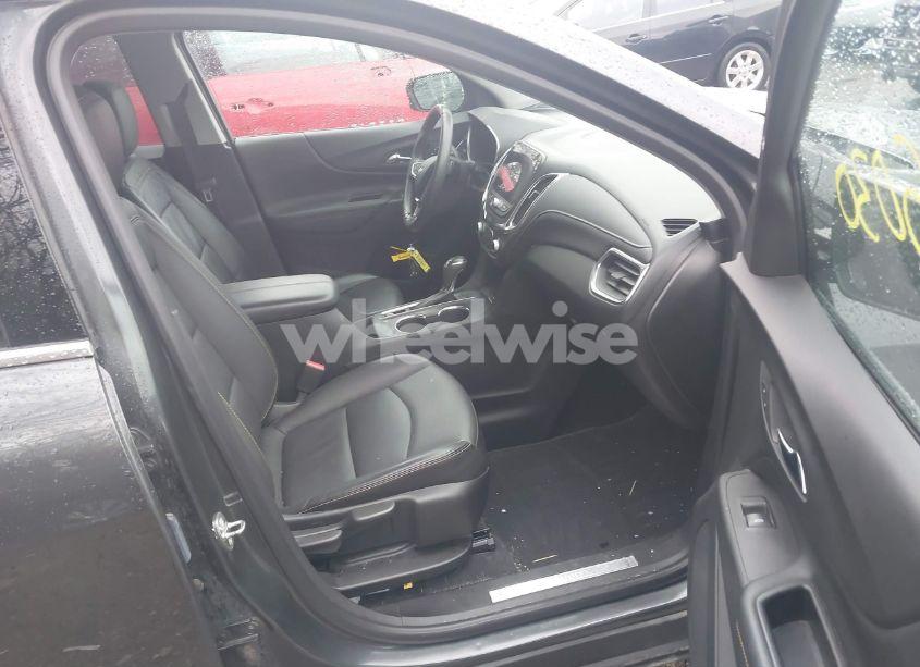 Photo 5 of 2019 Chevrolet Equinox PREMIER (VIN 2GNAXNEVXK6271800)