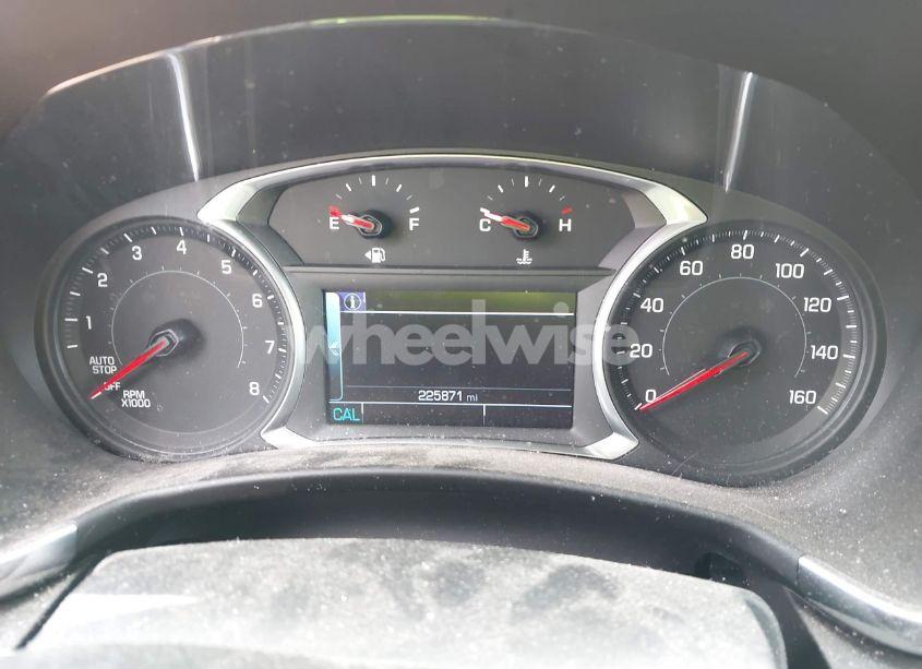 Photo 7 of 2018 Chevrolet Equinox PREMIER (VIN 2GNAXNEX0J6184861)