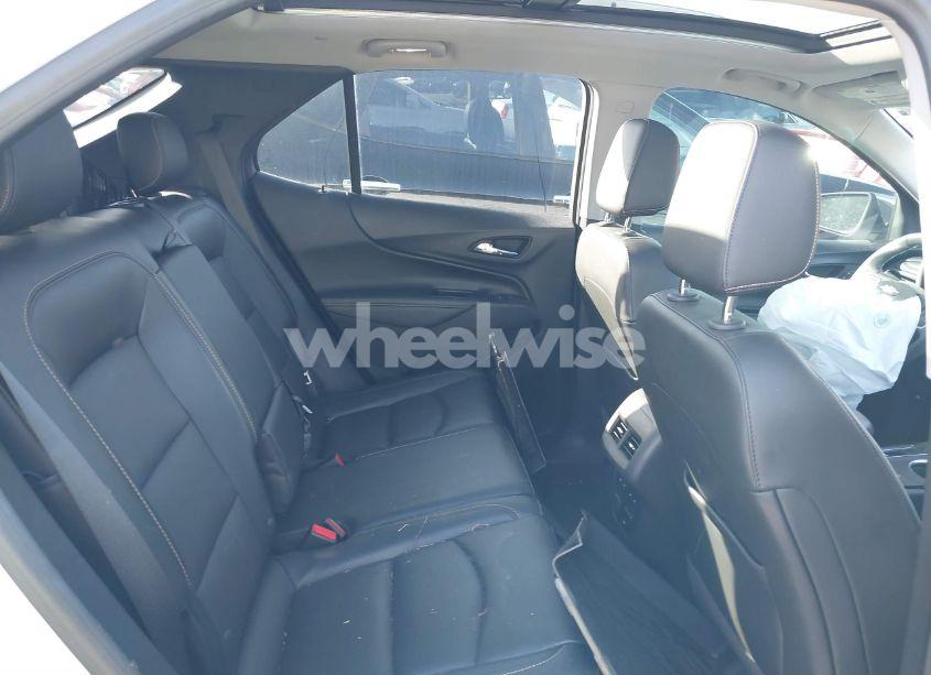 Photo 8 of 2018 Chevrolet Equinox PREMIER (VIN 2GNAXNEX1J6166837)