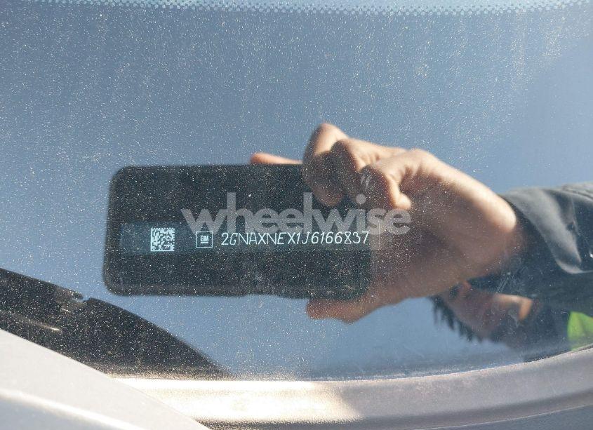 Photo 9 of 2018 Chevrolet Equinox PREMIER (VIN 2GNAXNEX1J6166837)