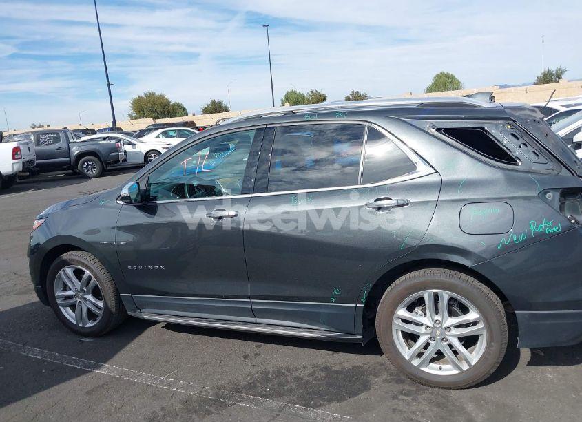 Photo 15 of 2018 Chevrolet Equinox PREMIER (VIN 2GNAXNEX4J6268259)
